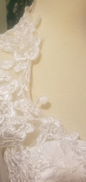 NWOT Custom-made, Brand New & Elegant Wedding Dress!!! comes w/ dress bag!!! - Picture 2 of 11